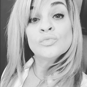 Meet your Posher, Michele